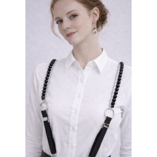 Ozdobne szelki na klipsach z koralikami – czarno-srebrny akcent glamour.